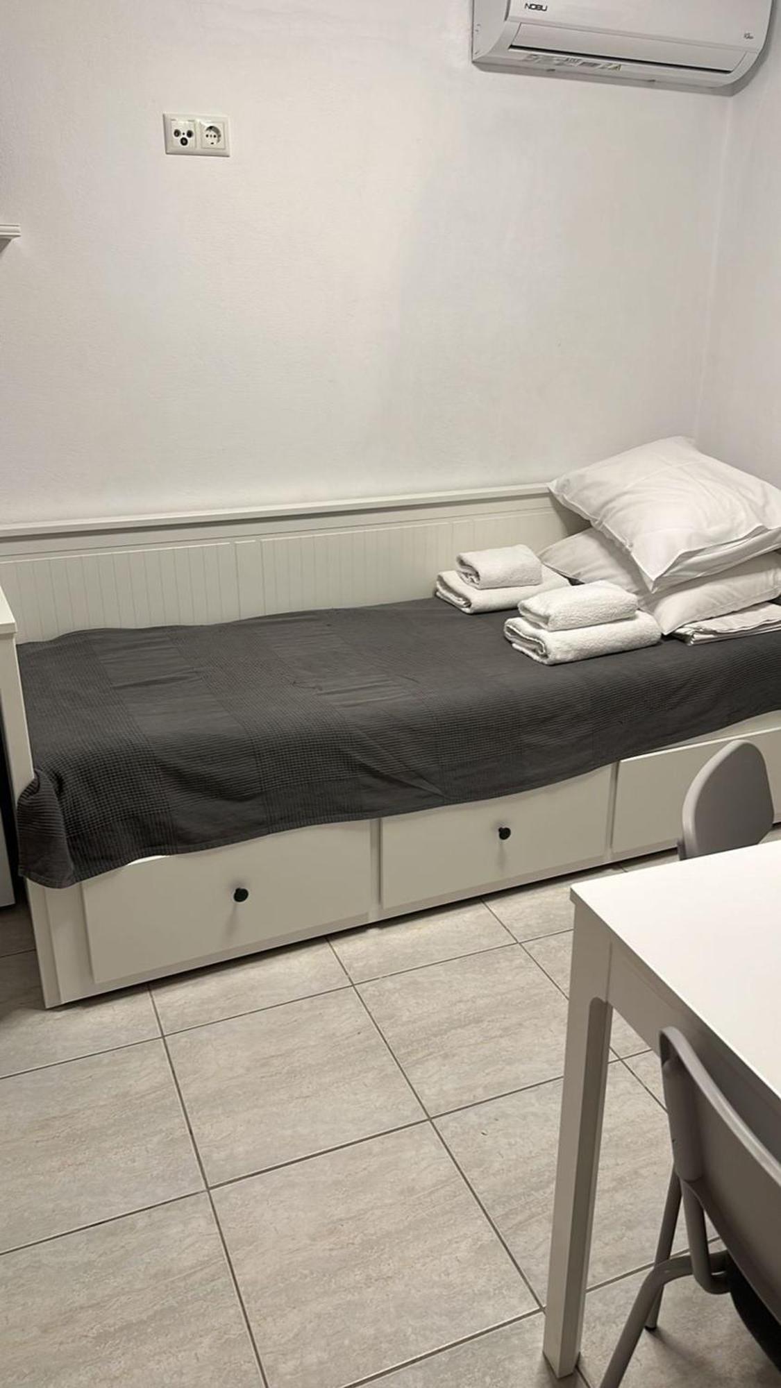 Makares Downtown Apartment